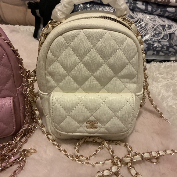 GWP  CHANEL BEAUTE BACKPACK WITH CROSSBODY CHAIN AND GIFT BOX 9x6 - Picture 4 of 4
